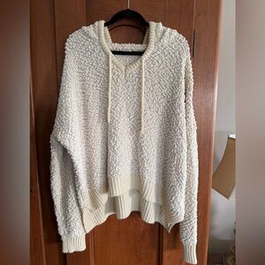 POL Women's Cream V-Neck Sweater